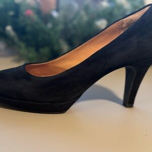 Clarks Black Suede Size 9